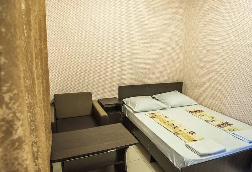 اتاق راحتی سه تخته, Margarita