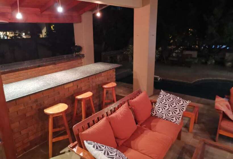 Дом 3 Спальни, Paulshof Guesthouse