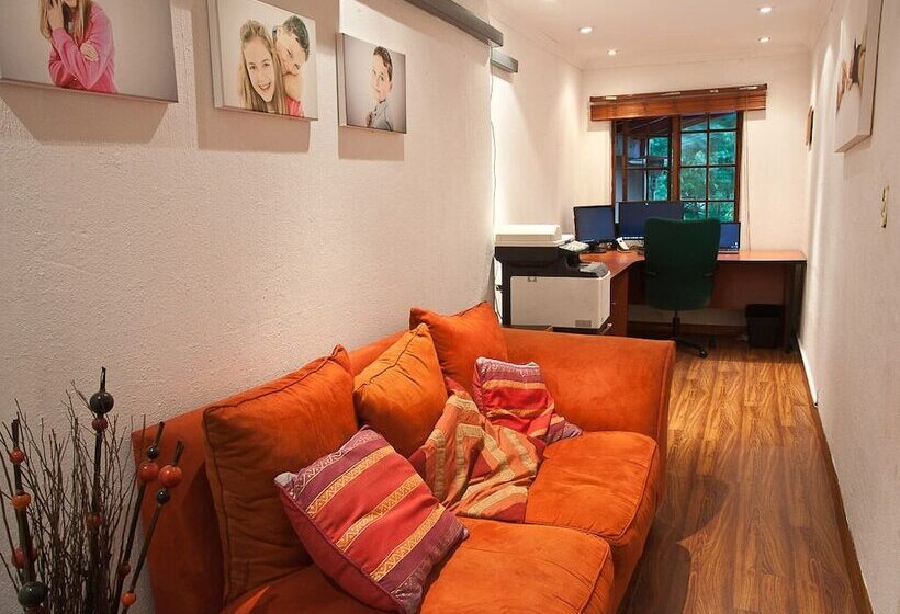 Дом 3 Спальни, Paulshof Guesthouse