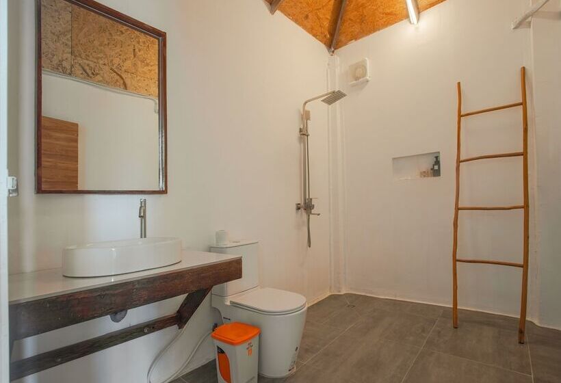 سوییت خانوادگی, Long Beach Resort Koh Rong