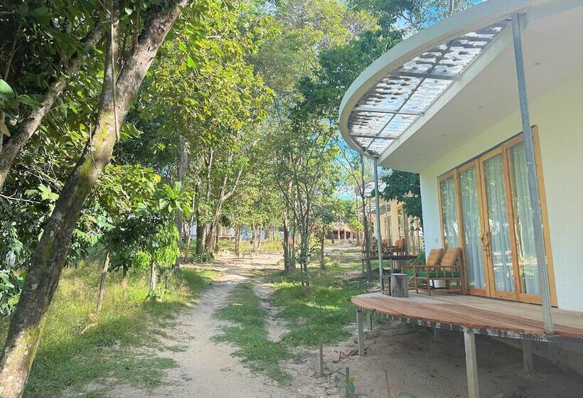 ガーデンビューのスタンダードバンガロー, Long Beach Resort Koh Rong
