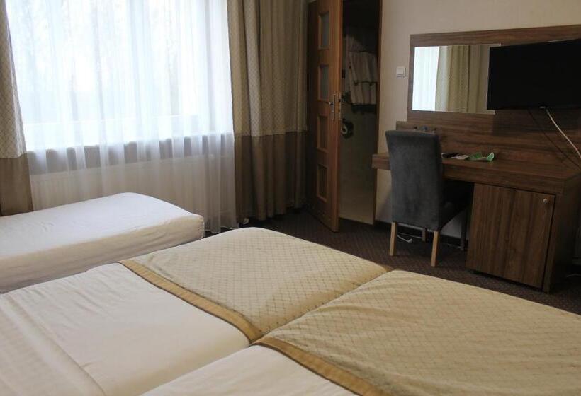 Номер Стандарт Трехместный, Wielspin Puszczykowo