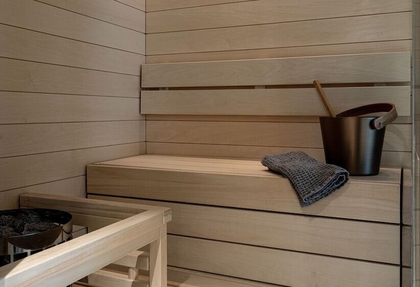 Люкс, Lapland Hotels Bulevardi