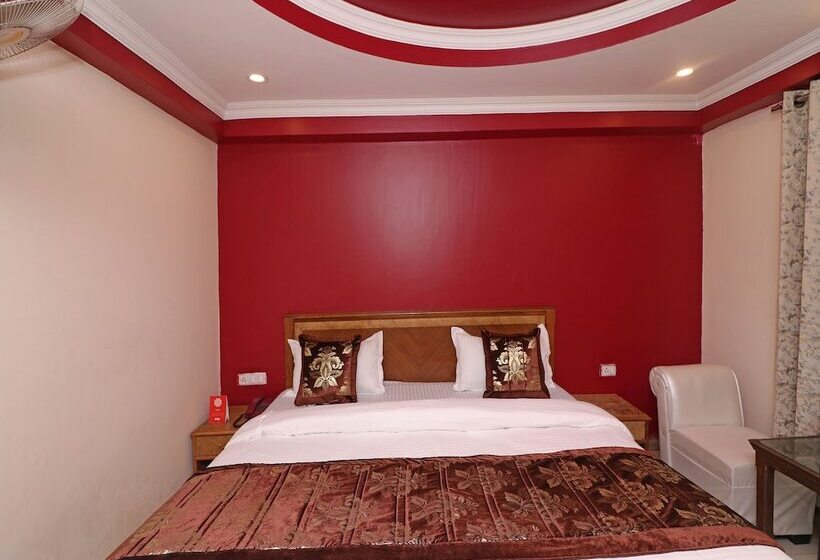 デラックスルーム, Krishiv Residency By Oyo Rooms