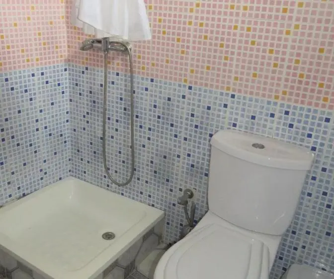 اتاق استاندارد یک نفره, Micaval Residential