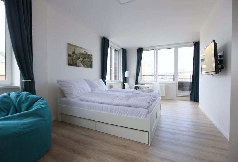 Apartament 1 Sypialnia z Balkonem, City Center Best Place Apartments