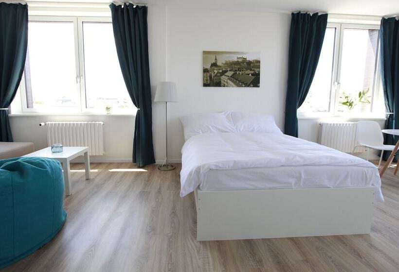 آپارتمان 1 خوابه با بالکن, City Center Best Place Apartments