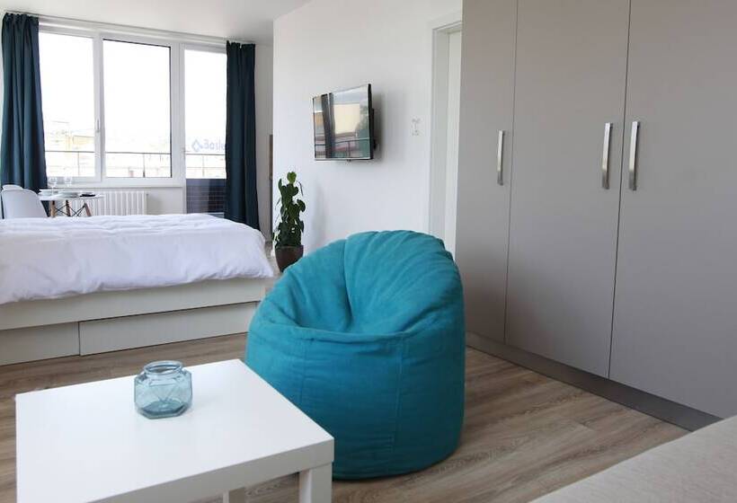 Apartament 1 Sypialnia z Balkonem, City Center Best Place Apartments