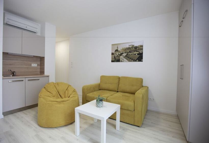 استودیوی استاندارد, City Center Best Place Apartments