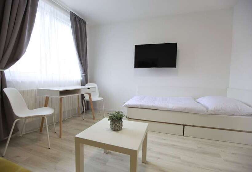 Studio Standard, City Center Best Place Apartments