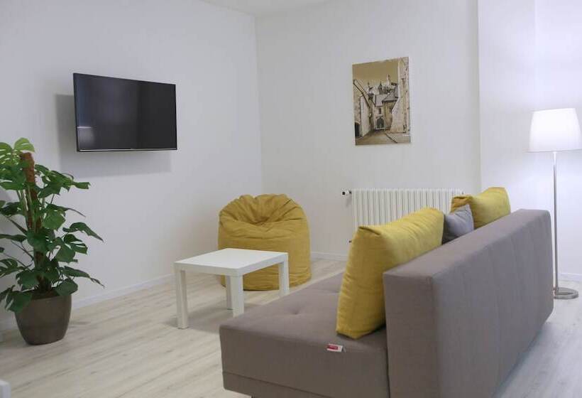 آپارتمان لوکس 1 خوابه, City Center Best Place Apartments