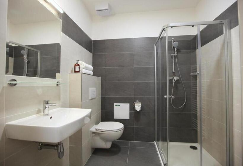 آپارتمان 2 خوابه, City Center Best Place Apartments