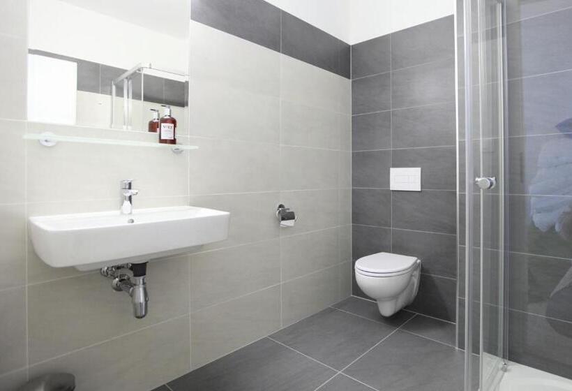 Apartament 1 Sypialnia z Balkonem, City Center Best Place Apartments