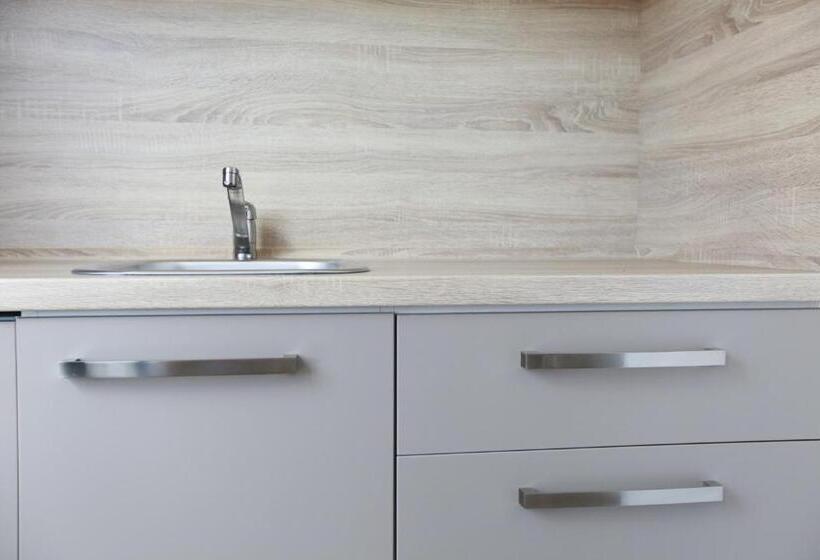 آپارتمان 1 خوابه با بالکن, City Center Best Place Apartments