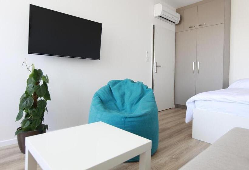 آپارتمان 1 خوابه با بالکن, City Center Best Place Apartments