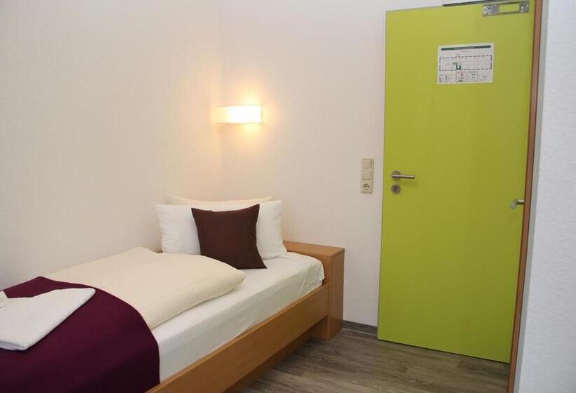 スタンダードシングルルーム, Bannewitz