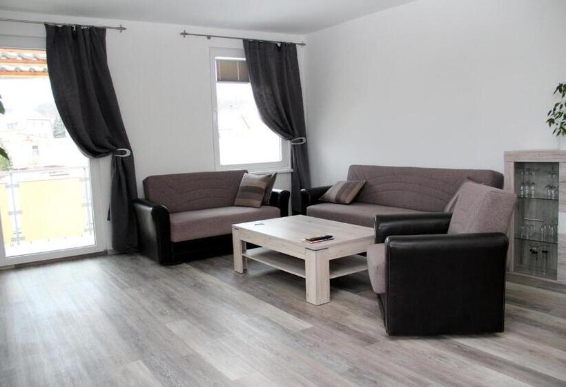 ２ベッドルームアパートメント, Bannewitz