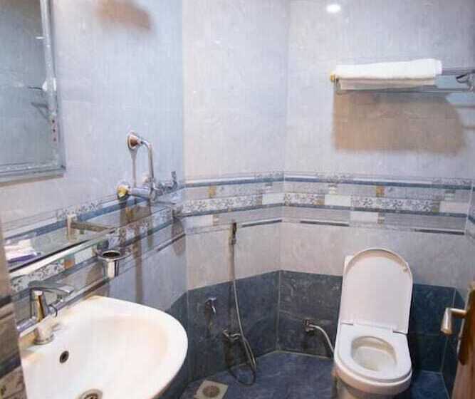 غرفة ديلوكس, Rosemary Homes
