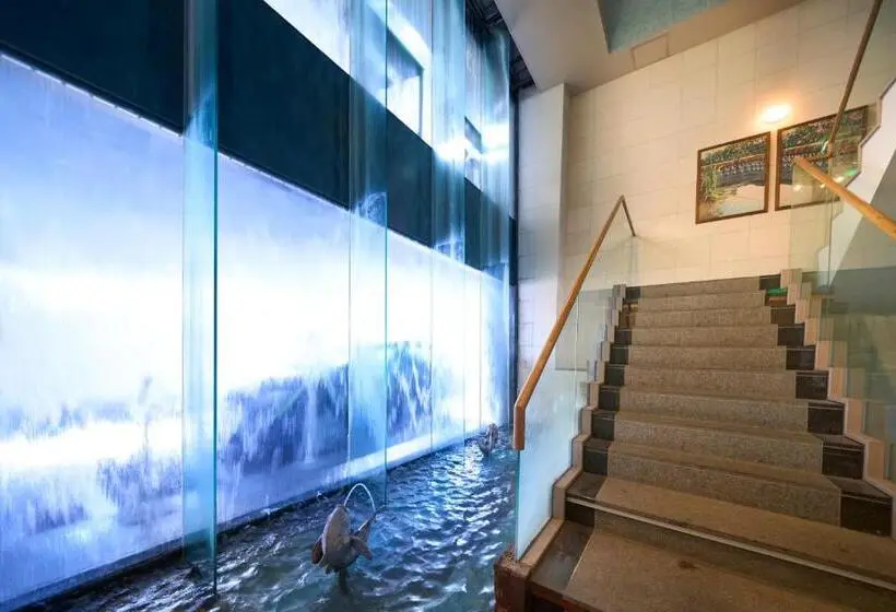 Sviitti, Water Hotel Mw