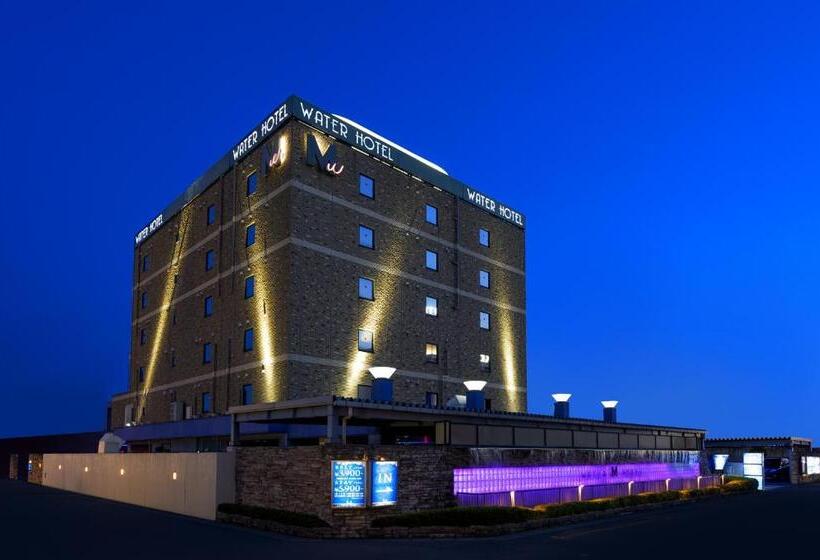 스위트, Water Hotel Mw