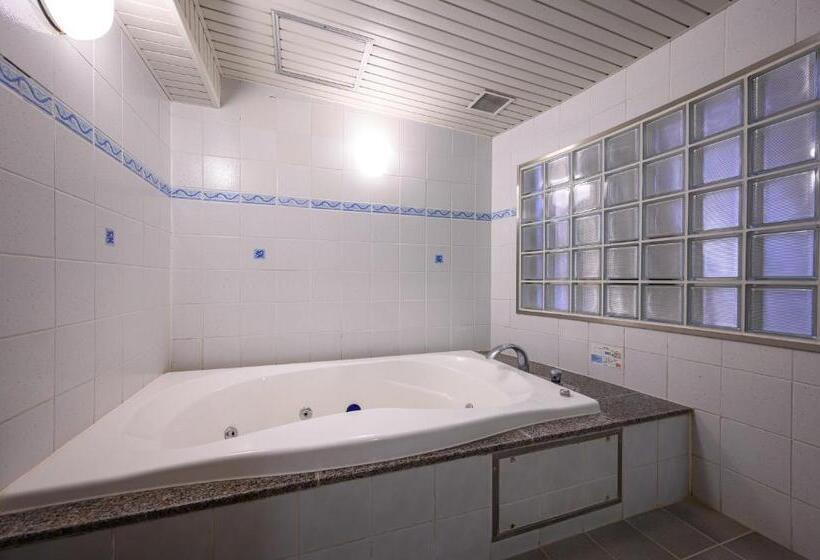 스위트, Water Hotel Mw