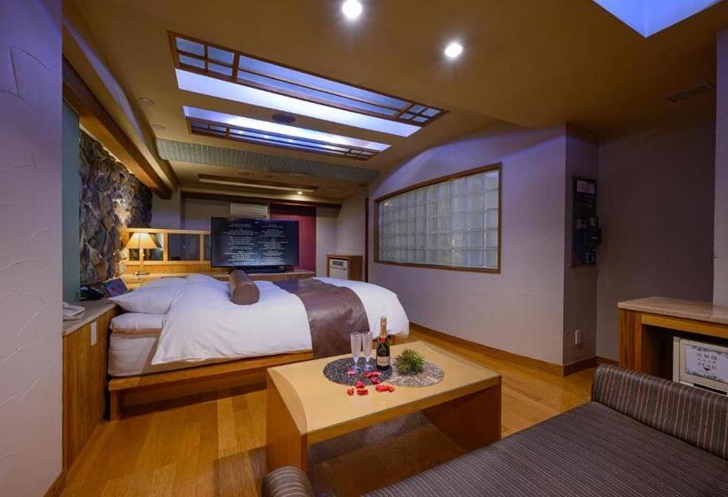 Люкс, Water Hotel Mw