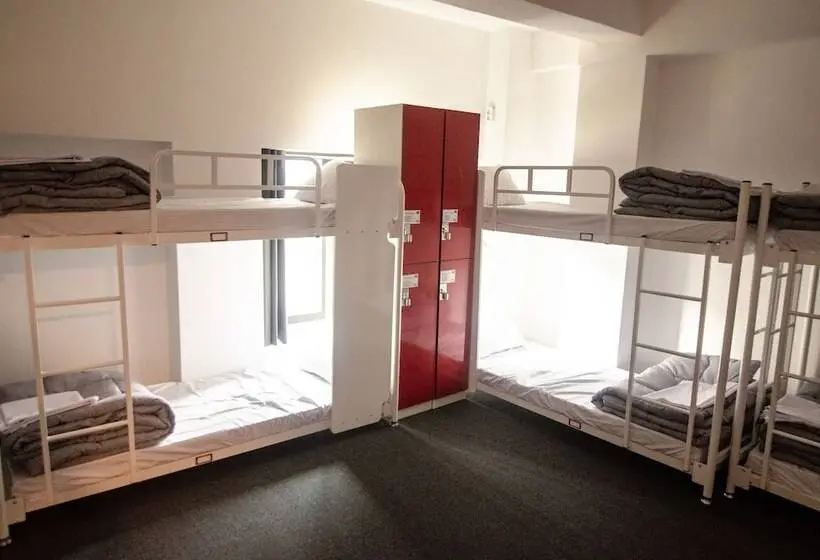 تختخواب در اتاق مشترک, One Way Guesthouse Busan
