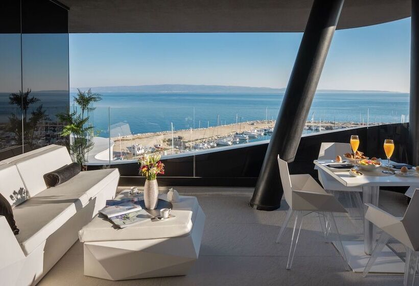 Люкс Deluxe 2 Спальни, Posh Residence Luxury Suites