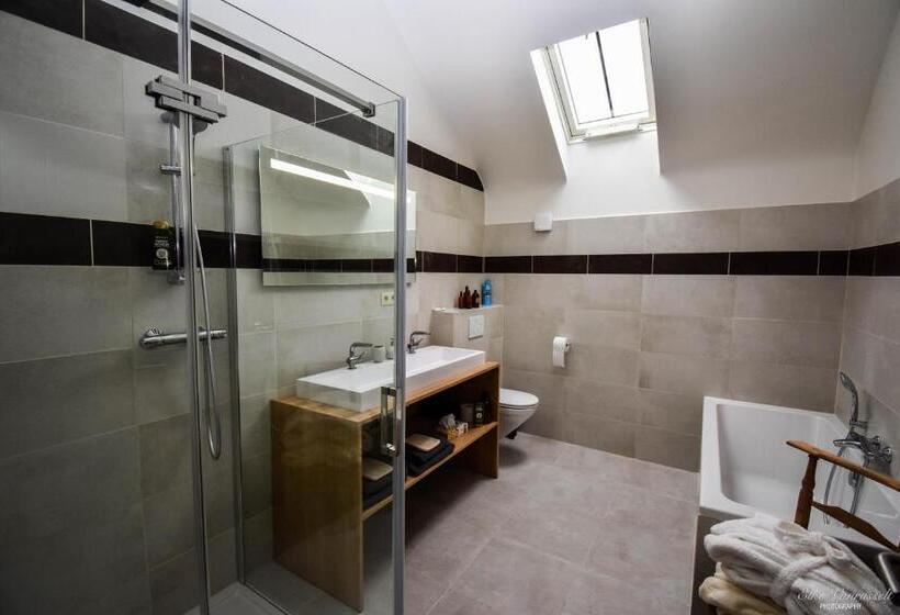 디럭스 스위트, B&b De Bloesem