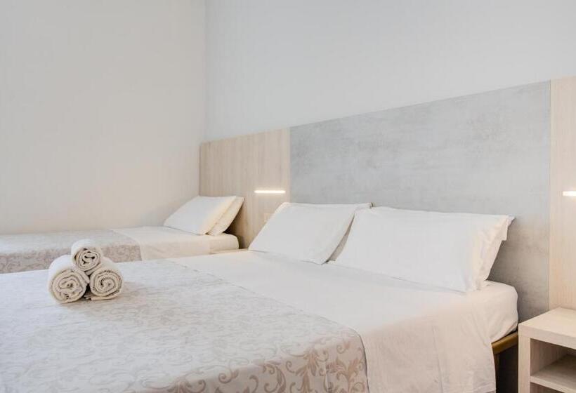 اتاق استاندارد چهار تخته با چشم‌انداز دریا, Olympia