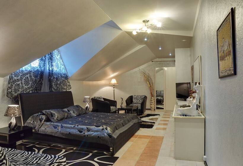 سوییت جونیور, Seven Kings