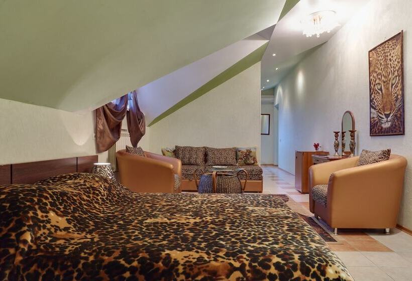 سوییت جونیور, Seven Kings