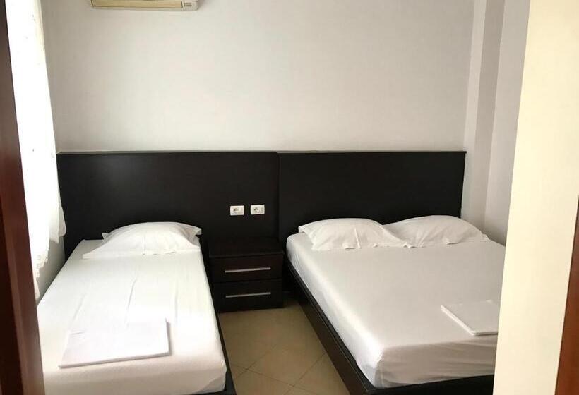 Apartament 1 Dormitori Vista Jardí, Vila Gjoni