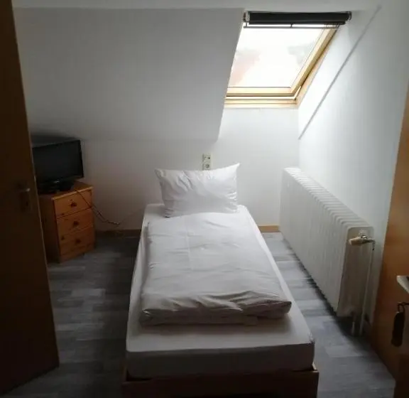 エコノミーシングルルーム, Zimmervermietung Gasthof Lamm, Zugang Selbstständig über Schlüsseltresor