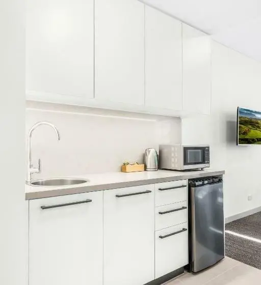 スイート, Essence Suites Taringa