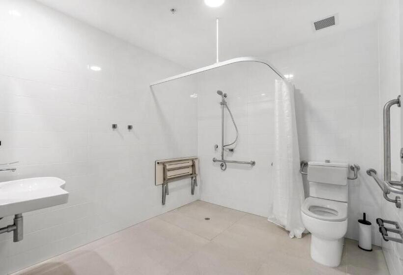 Люкс Адаптированный для Инвалидов, Essence Suites Taringa