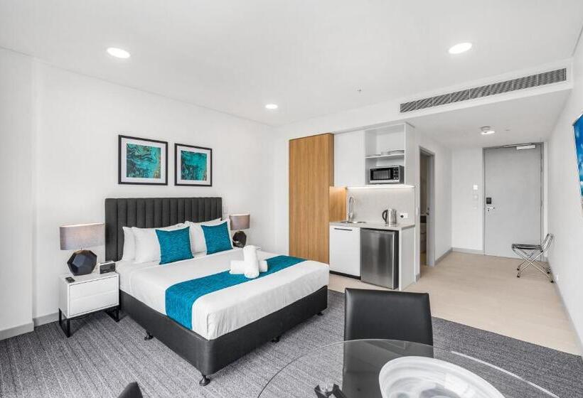 Студия Стандарт Кровать Куин, Essence Suites Taringa