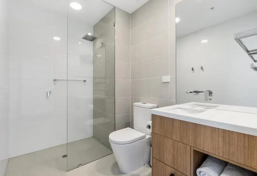 シティビューのスタンダードスタジオ, Essence Suites Taringa
