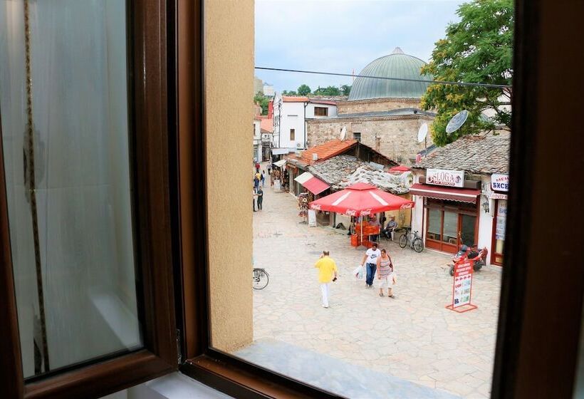 اتاق استاندارد, Old Konak