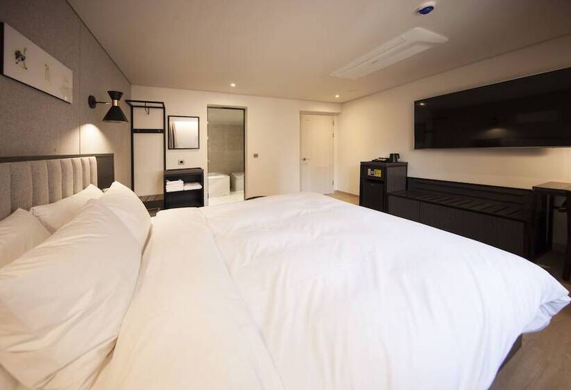 اتاق استاندارد, Yeonsan Hound