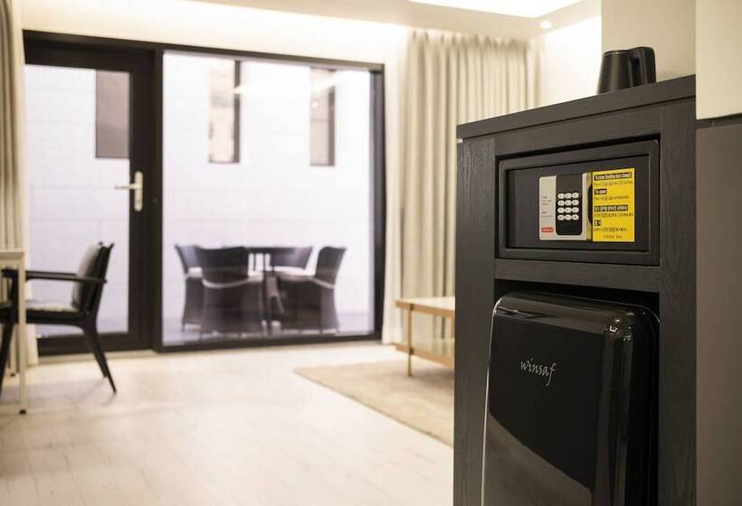 سوئیت پرزیدنت, Yeonsan Hound