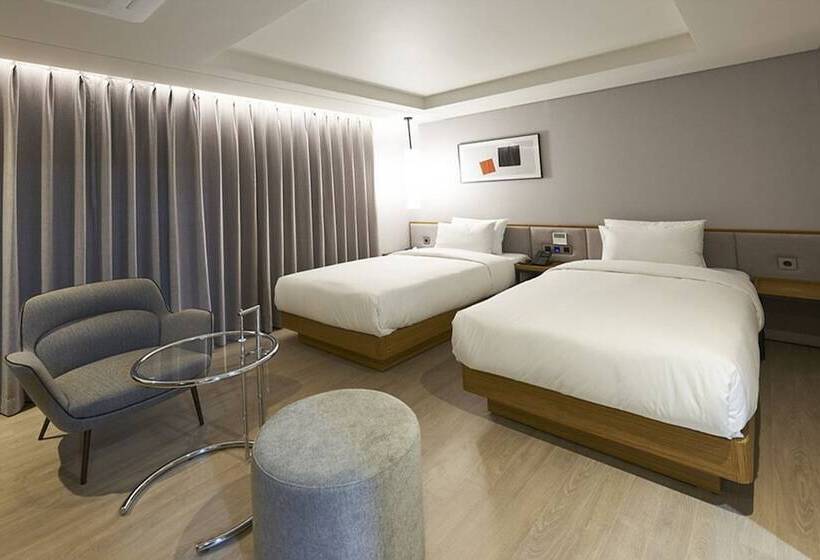 اتاق استاندارد, Yeonsan Hound