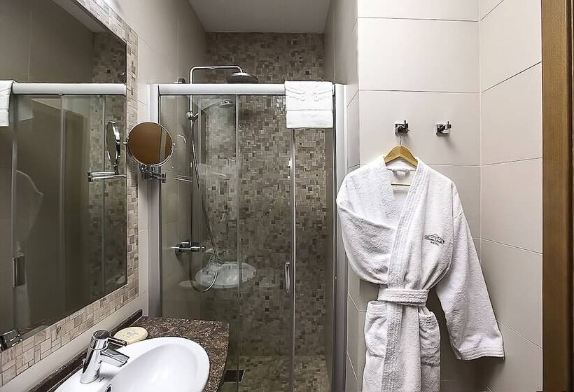 اتاق لوکس, Bon Apart