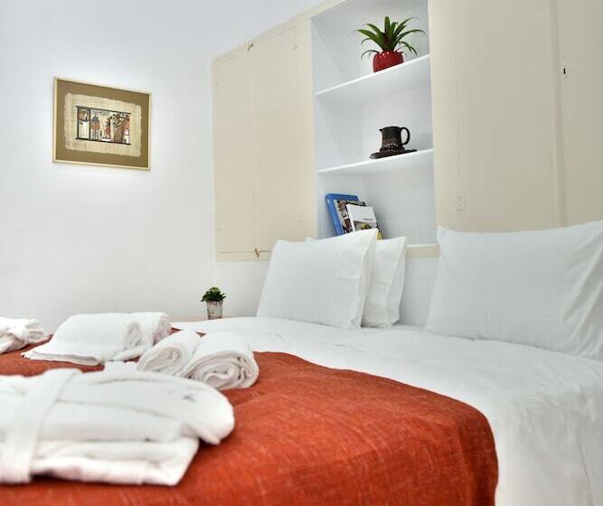 스탠다드 룸, Douskos Port House