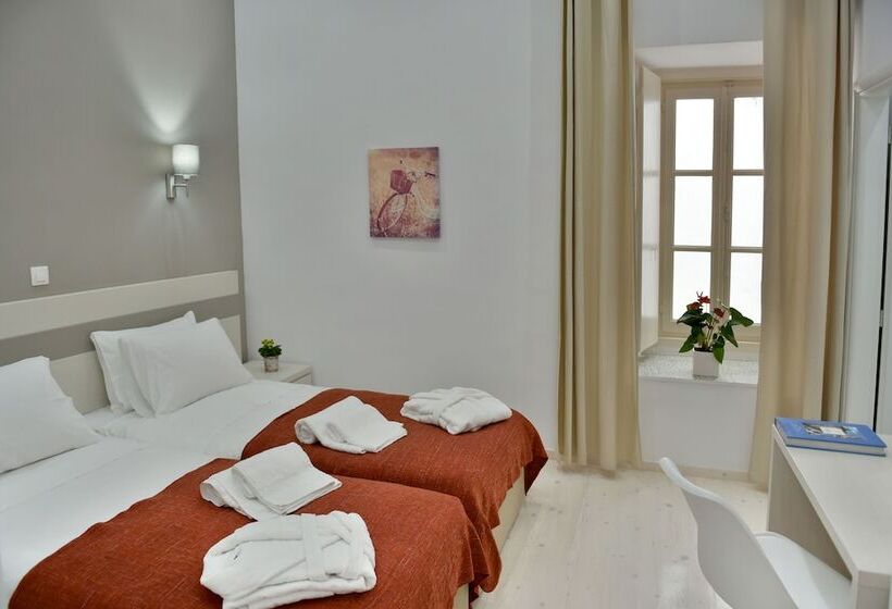 스탠다드 룸, Douskos Port House