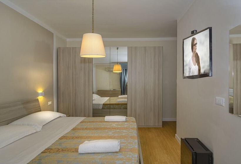 Quarto Estandar, La Pace