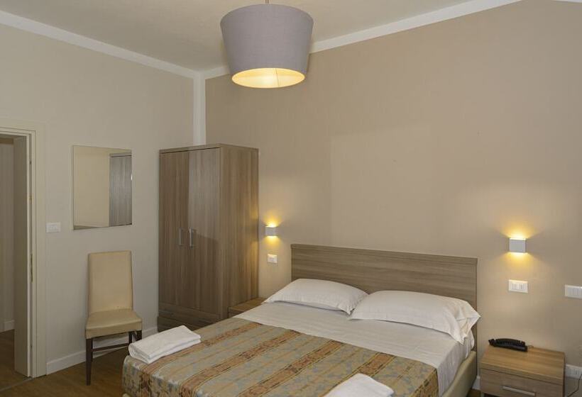 Quarto Estandar, La Pace