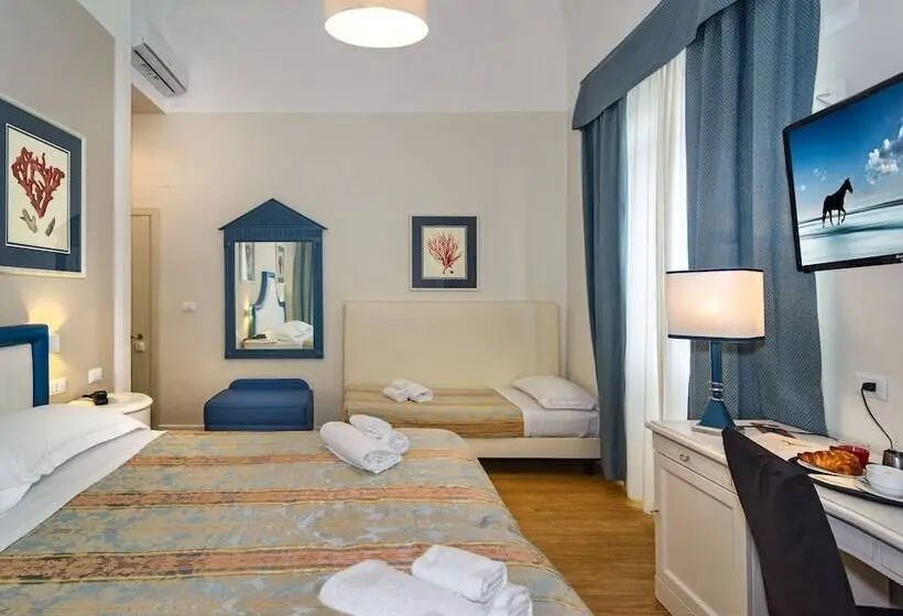 Triple Room Sea View, La Pace