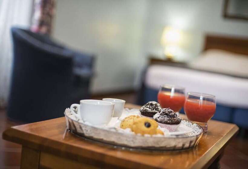 اتاق استاندارد چهار تخته, La Pineta Dei Liberti