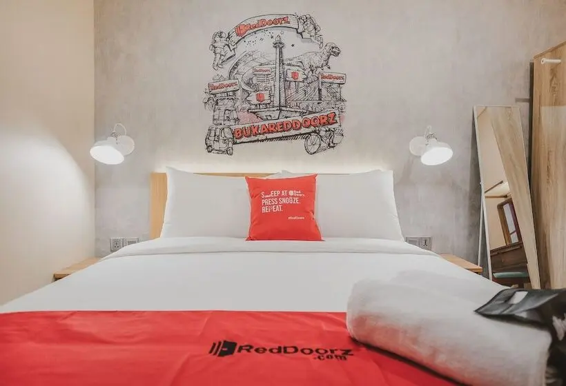Standard Room, Reddoorz Plus @ Thamrin